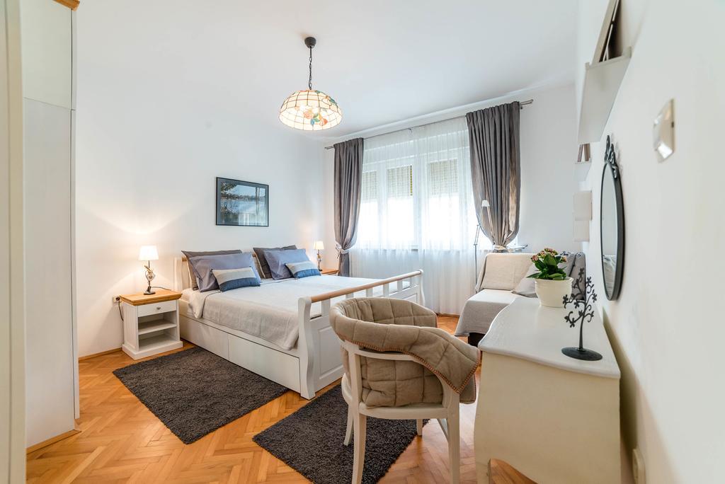 Apartment Aquileia 普拉 外观 照片