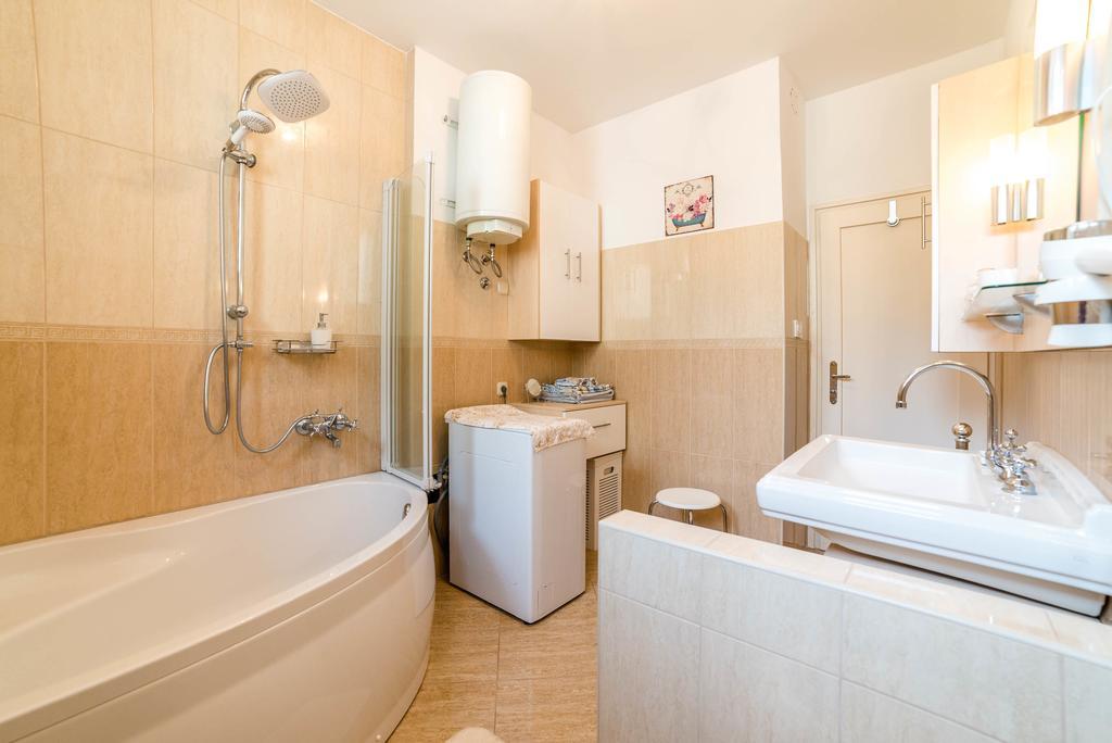 Apartment Aquileia 普拉 外观 照片