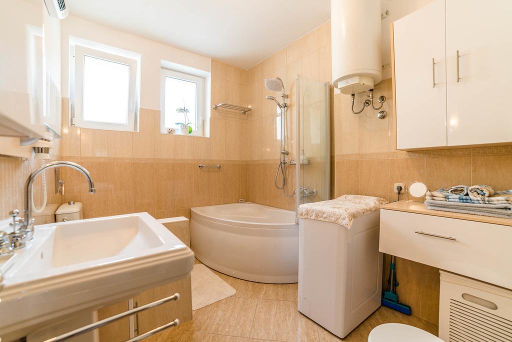 Apartment Aquileia 普拉 外观 照片